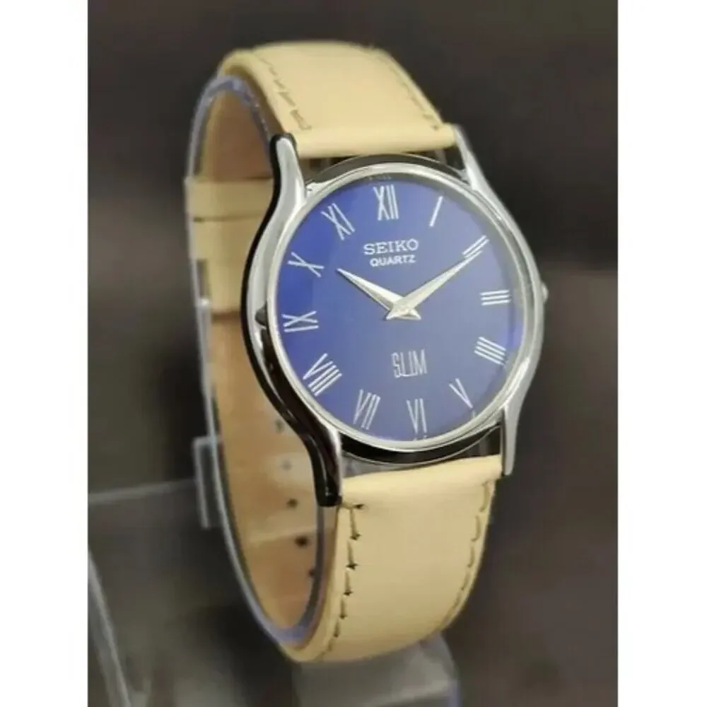 Vintage Style Seiko Quartz Mens Silver Watch & Blue accents W/ Leather Strap
